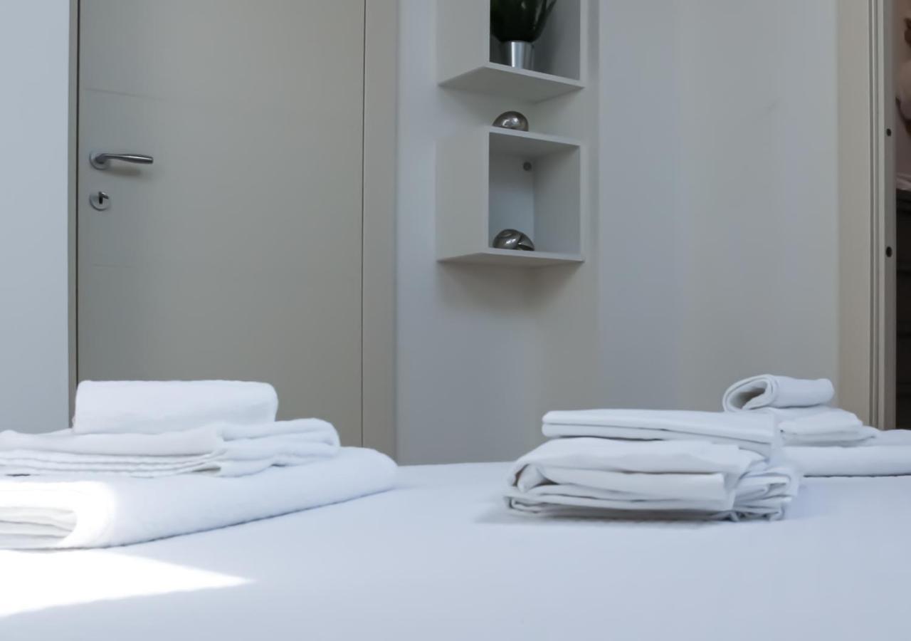 Bmp Apartment Atmosphere 1 Centrale Con Garage Riccione Exteriör bild